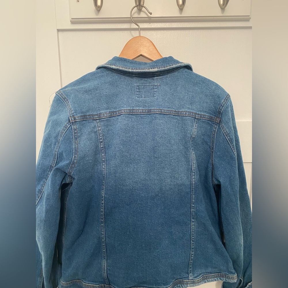 Universal Thread Jean Jacket - Picture 4 of 4